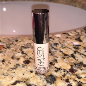 Urban decay naked skin weightless concealer!